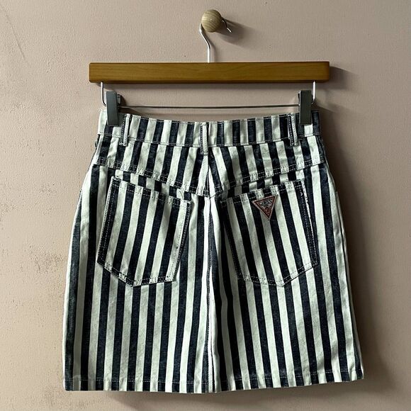 Vintage Guess Black & White Washed Striped Denim Mini Skirt Size S EUC - Picture 9 of 12